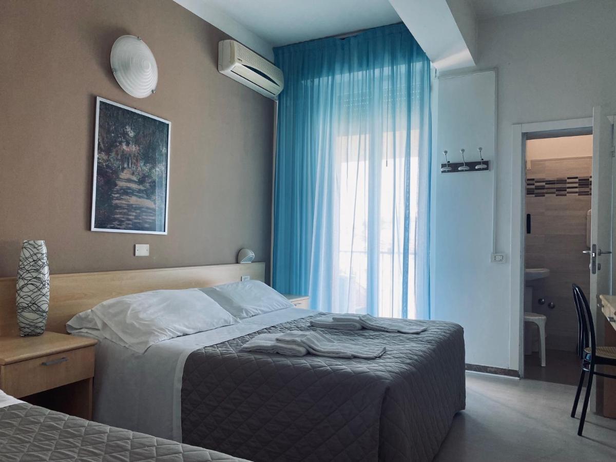 Hotel New Primula Rimini Exterior photo